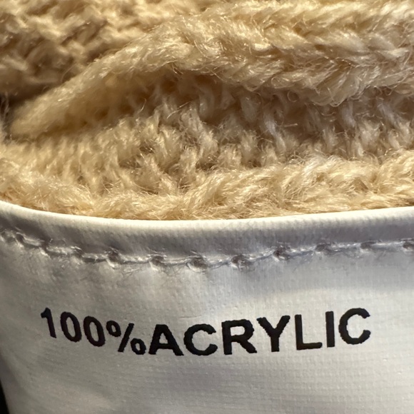 157:  KORI NEW SWEATER TAUPE (R2C) - Picture 2 of 2